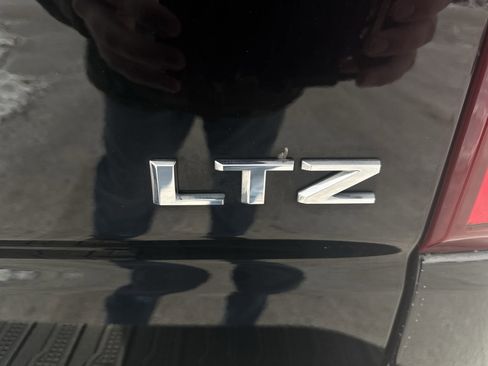 Certified 2022 Chevrolet Silverado 1500 LTZ w/ LTZ Premium Package image 32