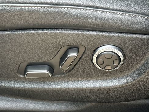 Used 2024 Genesis GV80 2.5T AWD/4WD image 22