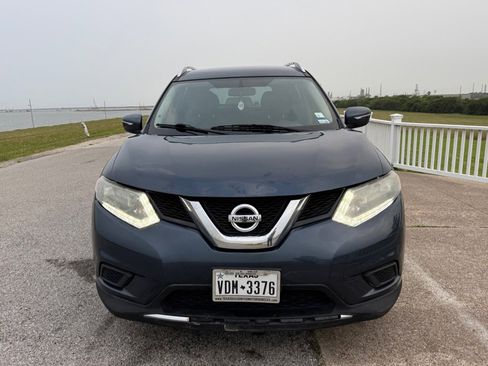 Used 2015 Nissan Rogue SV AWD/4WD image 2