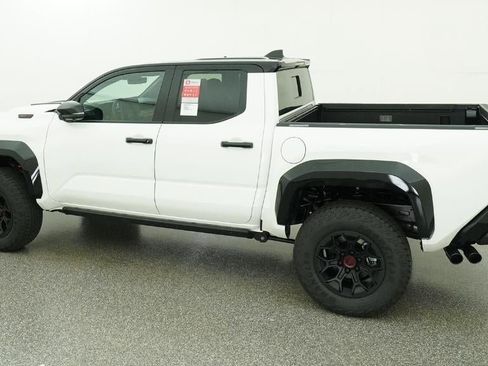 New 2026 Toyota Tacoma TRD Pro AWD/4WD image 4
