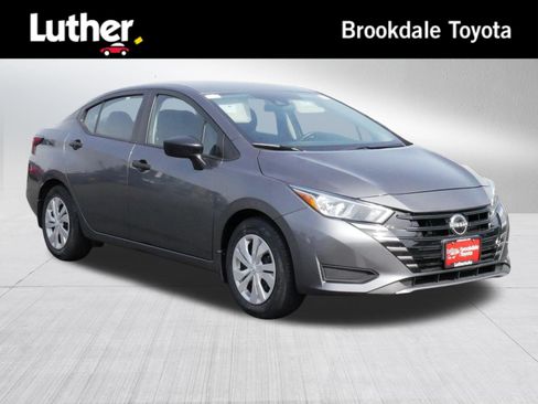 Used 2024 Nissan Versa S w/ Trunk Package FWD image 1