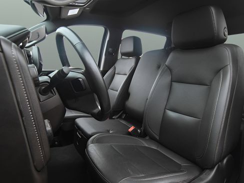 Used 2023 Chevrolet Silverado 2500 LTZ image 15