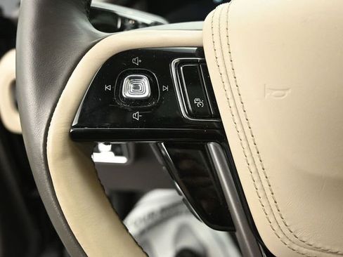 Certified 2023 Lincoln Aviator Reserve w/ Equipment Group 201A image 17