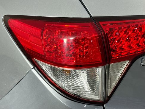 Used 2020 Honda HR-V LX image 34