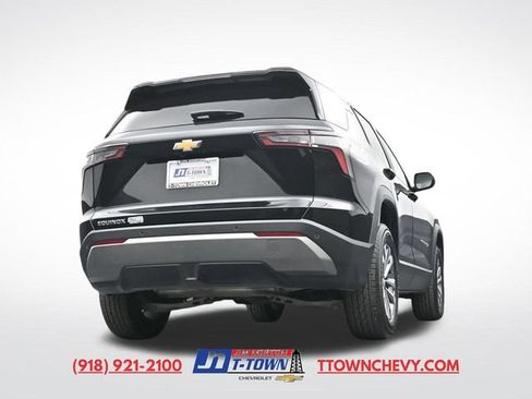 Used 2025 Chevrolet Equinox LT FWD image 44