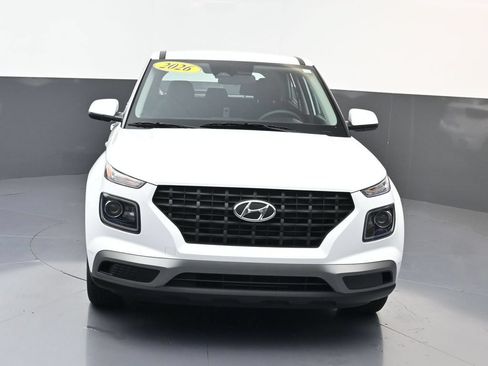 Certified 2026 Hyundai Venue SE FWD image 9