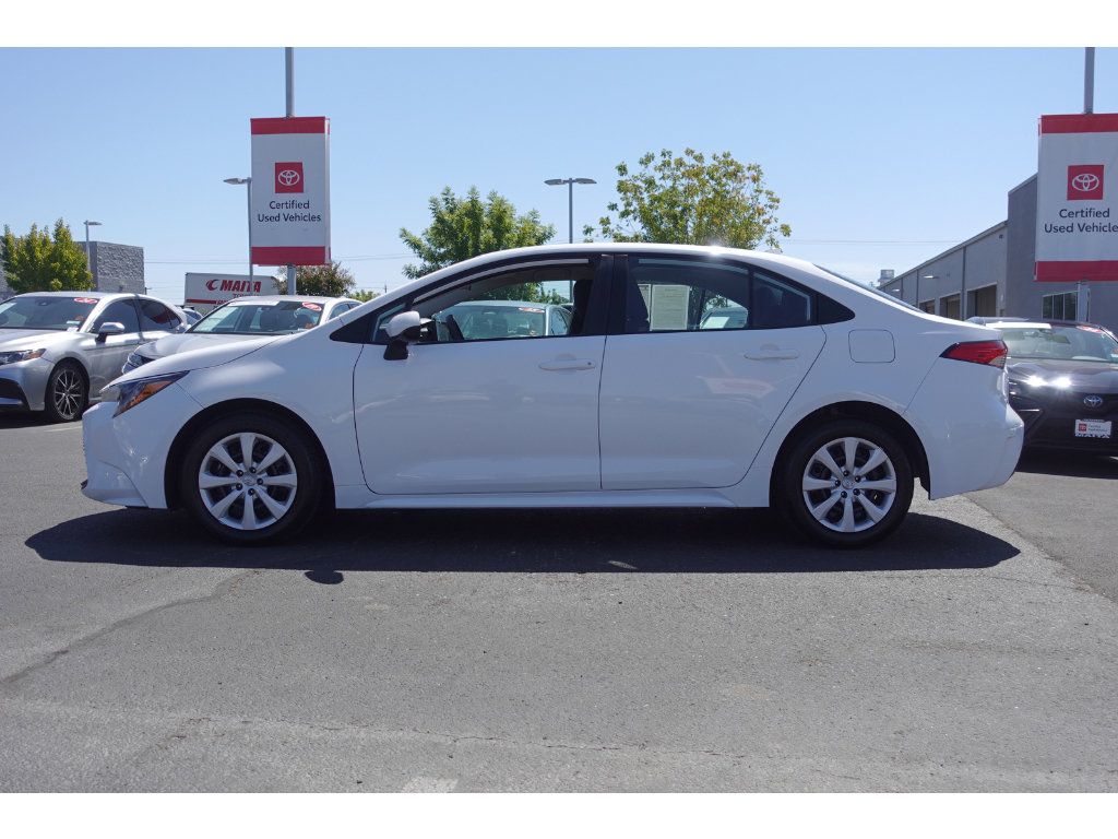 Certified 2025 Toyota Corolla LE FWD image 6
