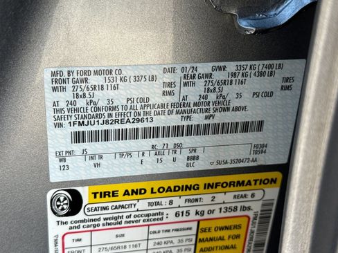 Used 2024 Ford Expedition XLT AWD/4WD image 26