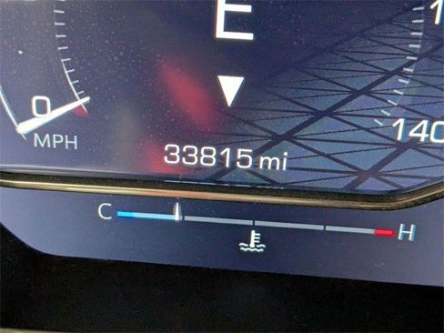 Used 2024 GMC Sierra 1500 SLT image 16