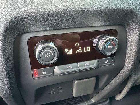 New 2026 Buick Enclave Avenir image 44