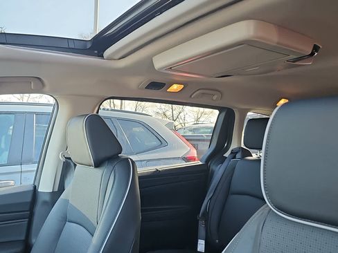 Certified 2026 Honda Odyssey Elite image 2