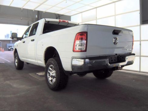 Used 2023 RAM 2500 Tradesman w/ Chrome Appearance Group AWD/4WD image 6