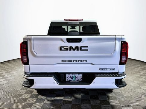Used 2023 GMC Sierra 1500 Elevation w/ Elevation Premium Package AWD/4WD image 6