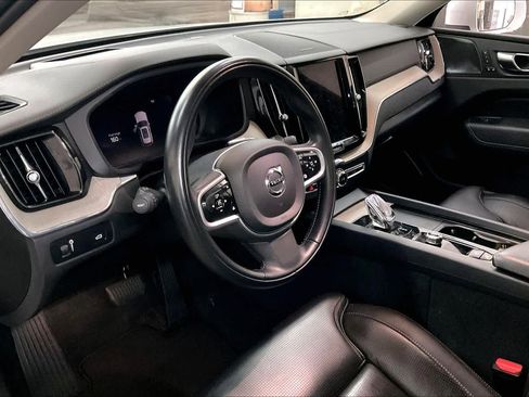 Used 2022 Volvo XC60 B5 Inscription w/ Advanced Package image 15