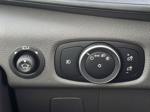 New 2025 Ford Transit 350 XLT image 48