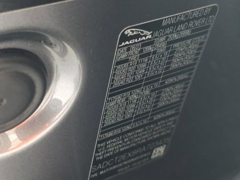 Used 2024 Jaguar F-PACE R-Dynamic S image 34