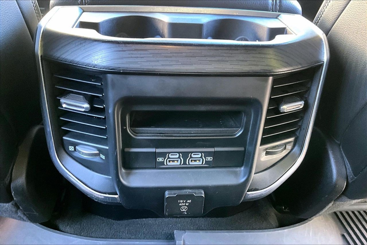 Used 2023 RAM 1500 Laramie AWD/4WD image 15