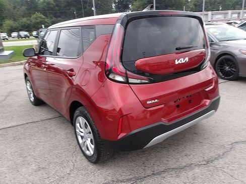 Certified 2024 Kia Soul LX FWD image 5
