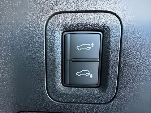 New 2026 Nissan Armada PRO-4X w/ Captain's Chari Seat Package AWD/4WD image 32