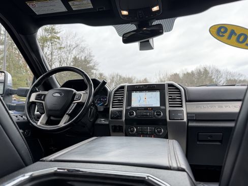 Used 2019 Ford F350 Platinum w/ Snow Plow Prep Package image 39