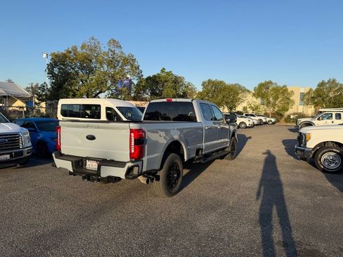 Used 2024 Ford F350 Lariat w/ Lariat Ultimate Package AWD/4WD image 3