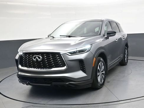 Used 2023 INFINITI QX60 Pure AWD/4WD image 3
