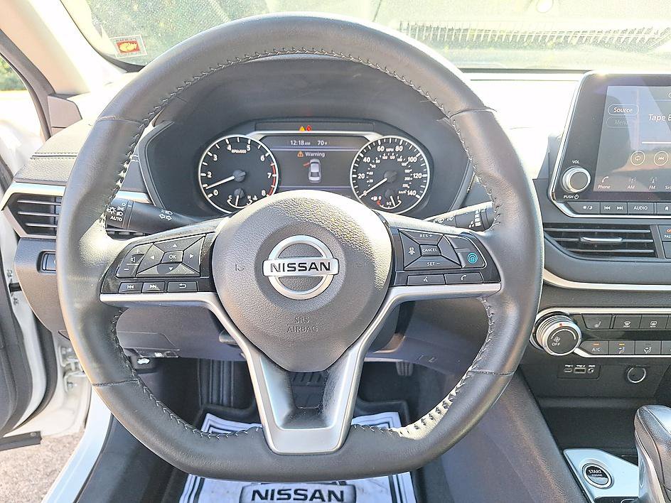 Used 2022 Nissan Altima 2.5 SV w/ SV Premium Package FWD image 13