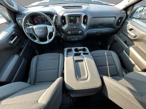 Used 2026 Chevrolet Silverado 1500 Custom Trail Boss w/ LPO, Dark Essentials Package AWD/4WD image 32