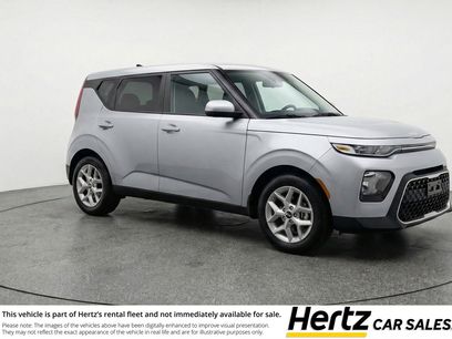 Used 2025 Kia Soul LX w/ LX Technology Package