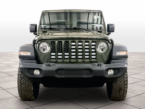 Used 2023 Jeep Wrangler Sport image 3
