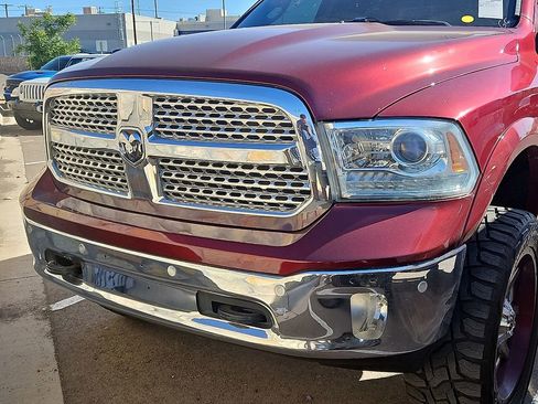 Used 2017 RAM 1500 Laramie w/ Convenience Group AWD/4WD image 2