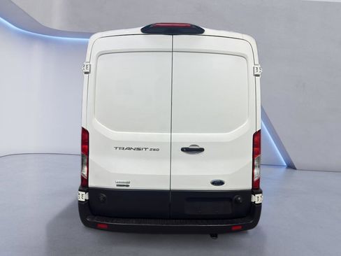 Used 2019 Ford Transit 250 148 Medium Roof image 5