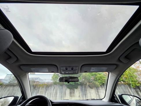 Used 2014 Toyota Corolla S image 22