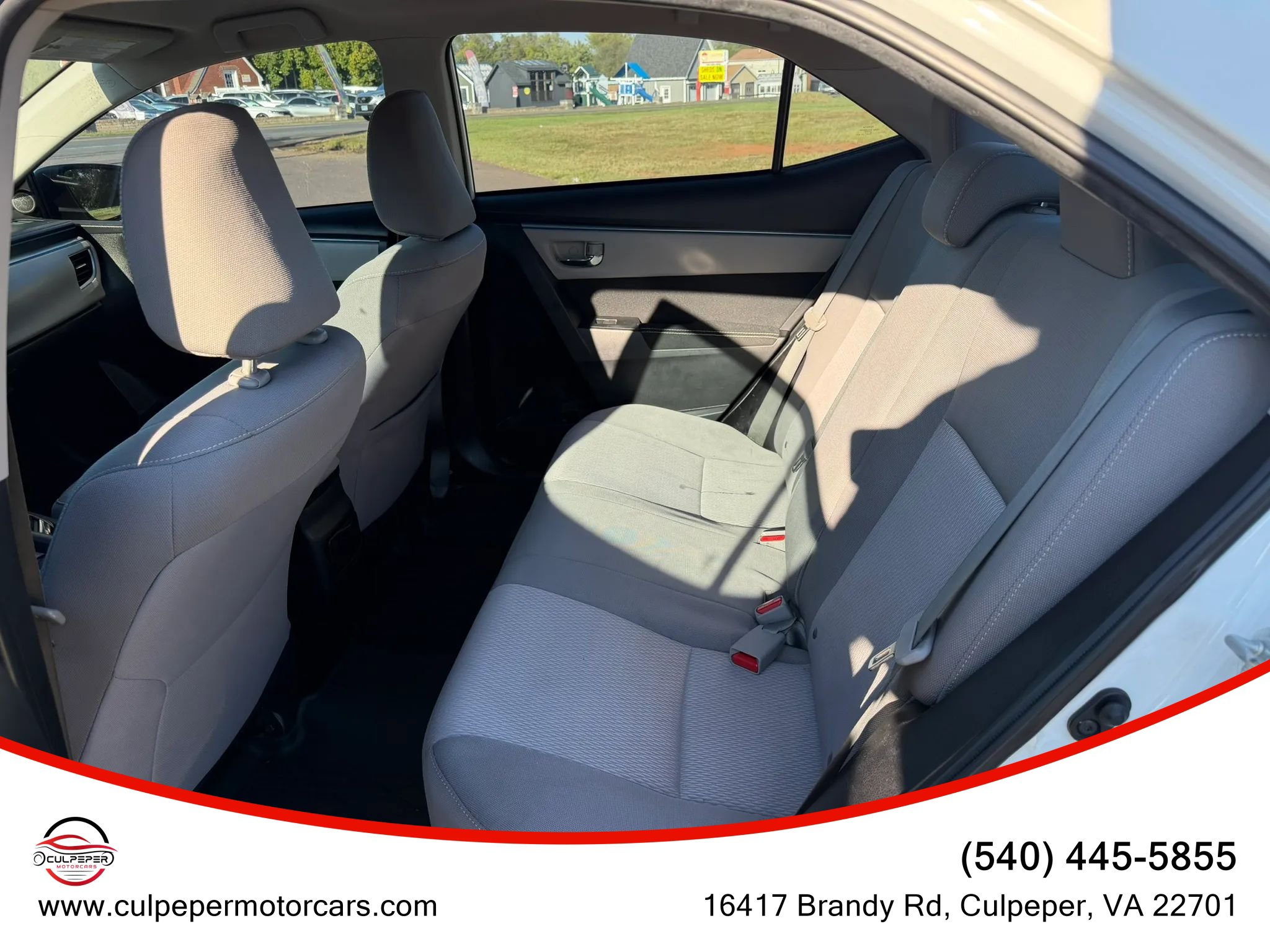 Used 2014 Toyota Corolla LE FWD image 9