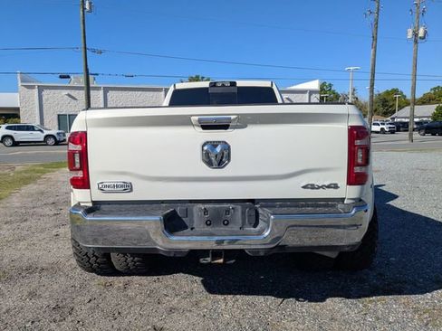 Used 2022 RAM 3500 Limited AWD/4WD image 4