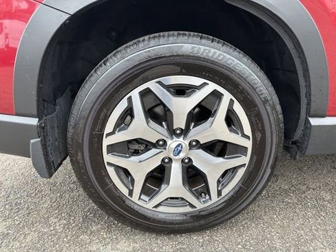Certified 2023 Subaru Forester Premium image 31