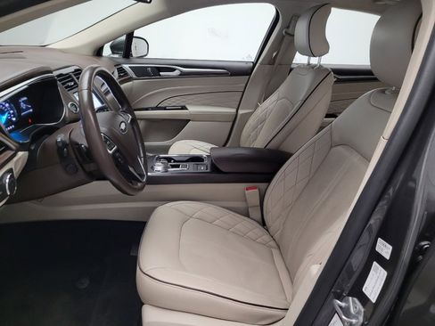 Used 2017 Ford Fusion Platinum image 17