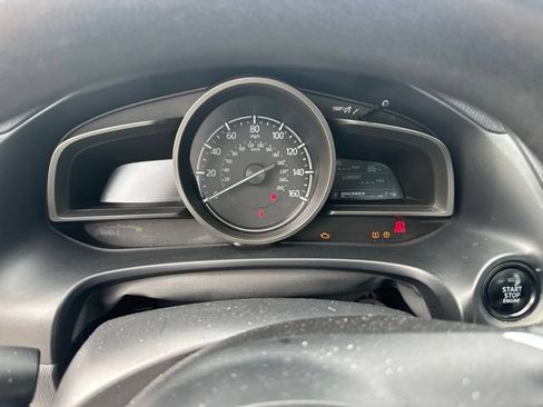 Used 2018 MAZDA MAZDA3 Sport w/ Preferred Equipment Package FWD image 12