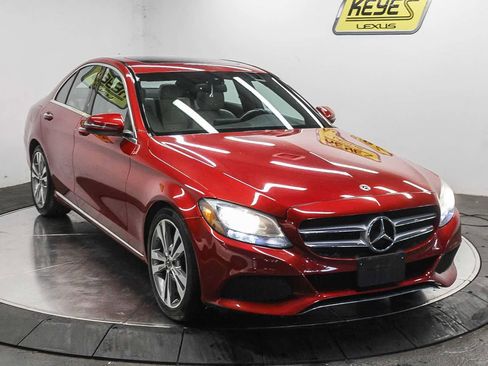 Used 2018 Mercedes-Benz C 300 Sedan image 3