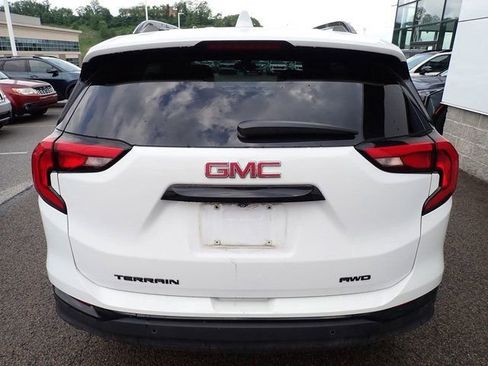 Used 2020 GMC Terrain SLT w/ Preferred Package AWD/4WD image 3