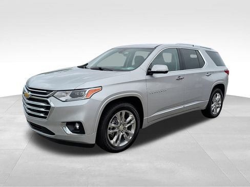 Used 2020 Chevrolet Traverse High Country FWD image 1