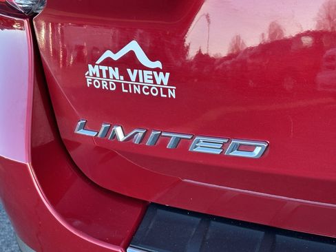 Used 2021 Ford Explorer Limited w/ Equipment Group 301A image 27