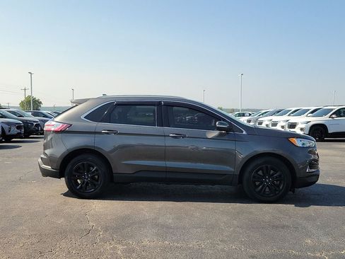 Used 2019 Ford Edge SEL w/ Equipment Group 201A AWD/4WD image 6