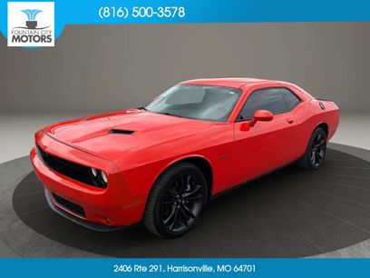 Used 2018 Dodge Challenger R/T w/ Blacktop Package