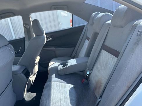 Used 2012 Toyota Camry LE image 13