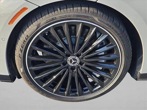 Used 2023 Mercedes-Benz EQE 500 4MATIC Sedan image 22