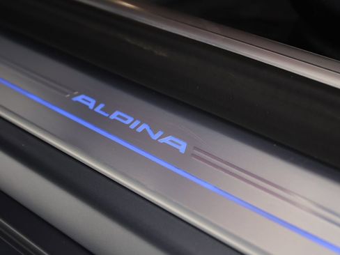 Used 2022 BMW ALPINA B7 xDrive w/ Luxury Rear Seating Package image 49