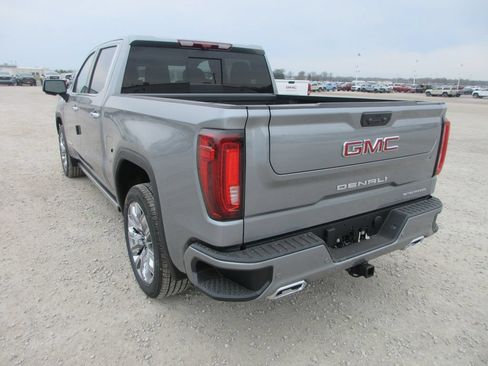 New 2026 GMC Sierra 1500 Denali w/ Denali Reserve Package AWD/4WD image 10