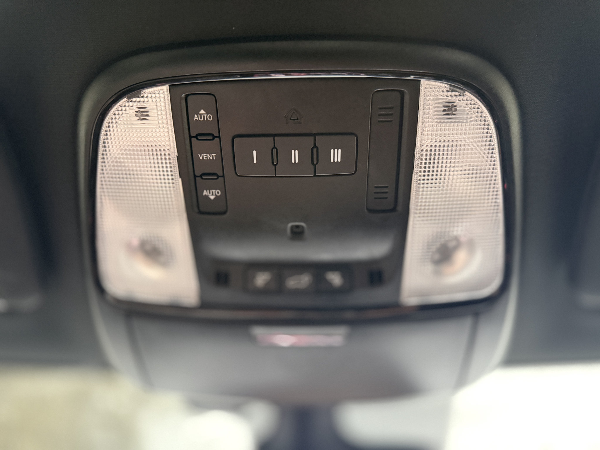 Used 2023 Dodge Durango R/T RWD image 39