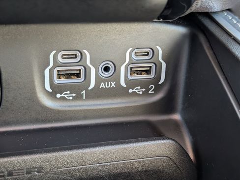 Used 2024 RAM 1500 Limited image 28